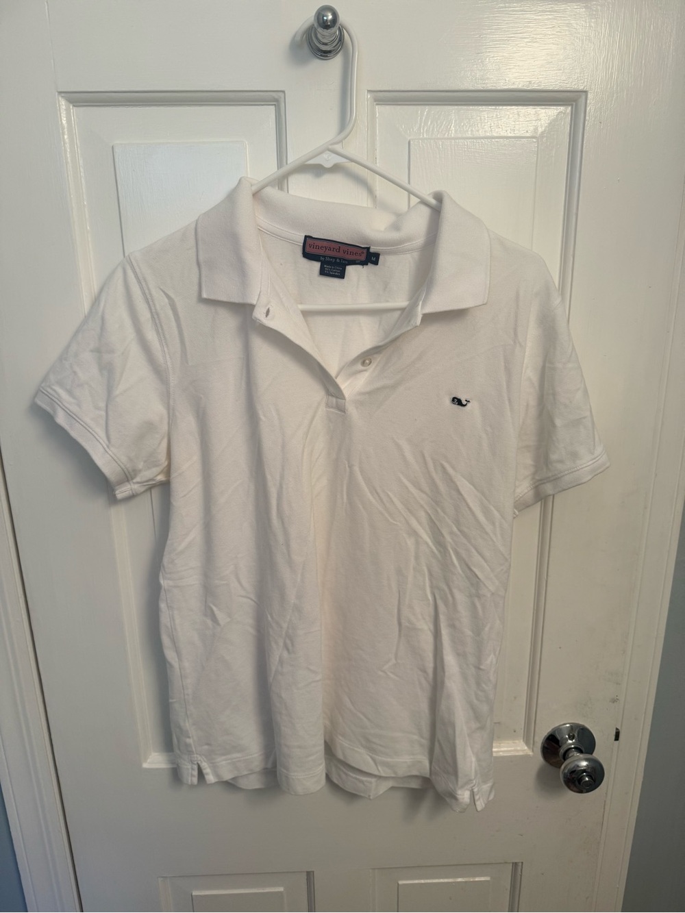 Vineyard Vines White women’s medium Polo Shirt